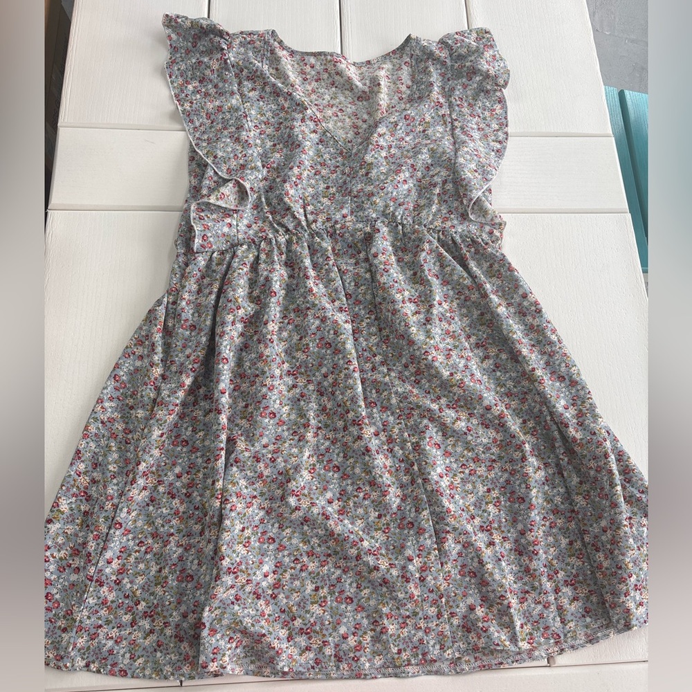 Emery Rose Flutter Sleeve V Neck Dress